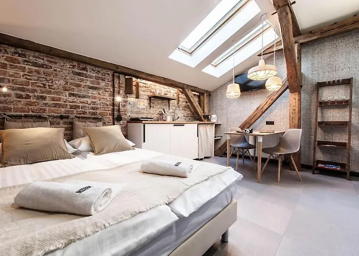Studio Apartment With An Ac - Dietla 51 Street